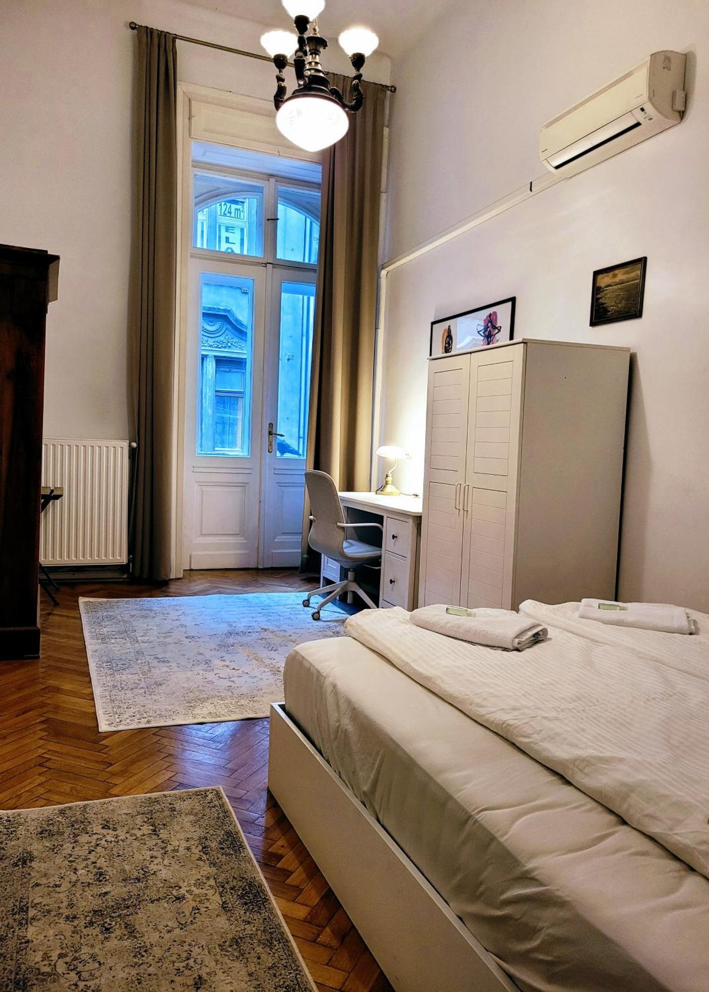 Christoph'S Central Apartment Budapest Eksteriør billede